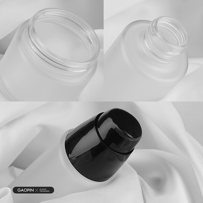 wholesale 50/100 / 120ml ecofriendly pet white Lotion nettoyante pour le visage bouteilles de pompe en plastique cosmétiques