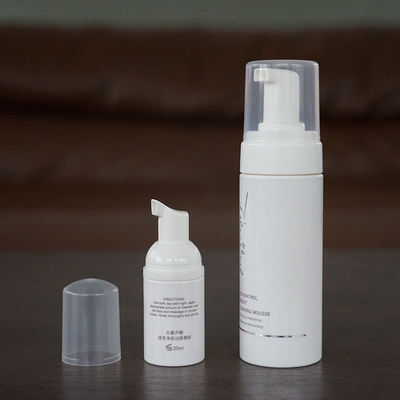 bouteille blanche d'ANIMAL FAMILIER de cylindre de bouteille de pompe de mousse en plastique de 150ml 25ml