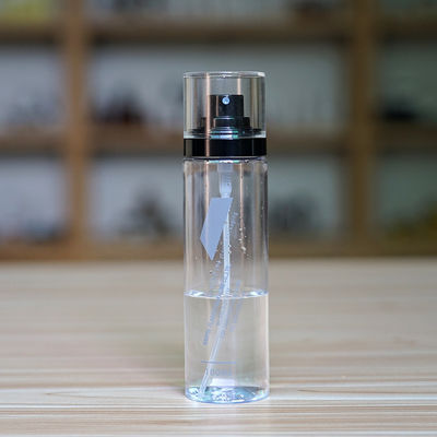 Le jet en plastique de l'eau de maquillage met l'échantillon en bouteille spécial de la conception 100ml disponible